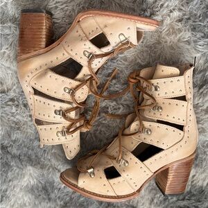 Freebird by Steven Brandy size 8